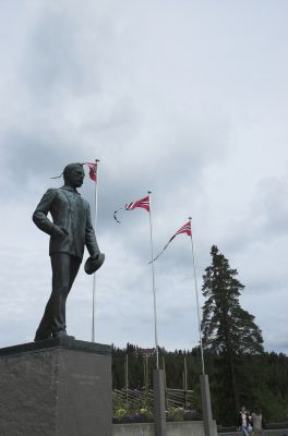 Клікніть щоб побачити фото повного розміру